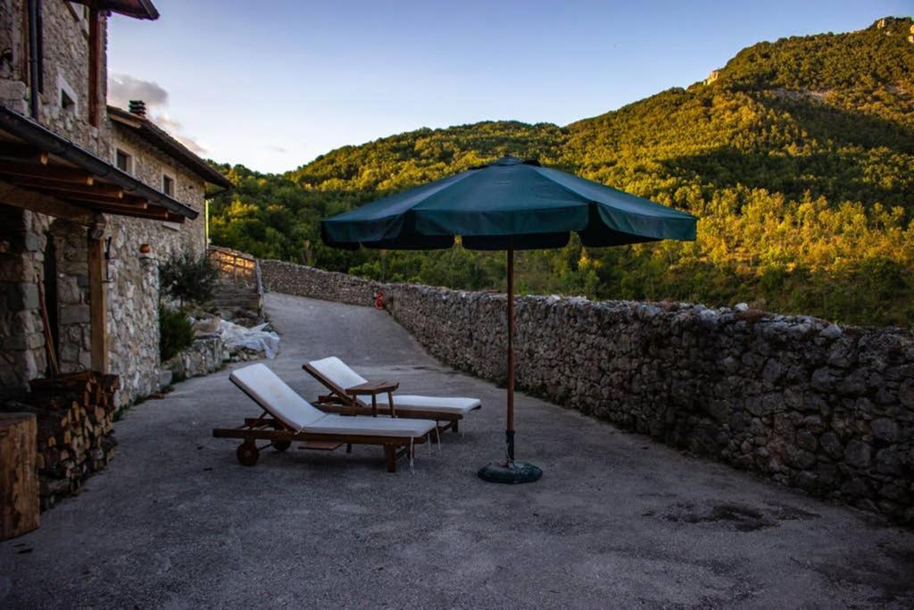 La Caprareccia Villa Fiumata Buitenkant foto